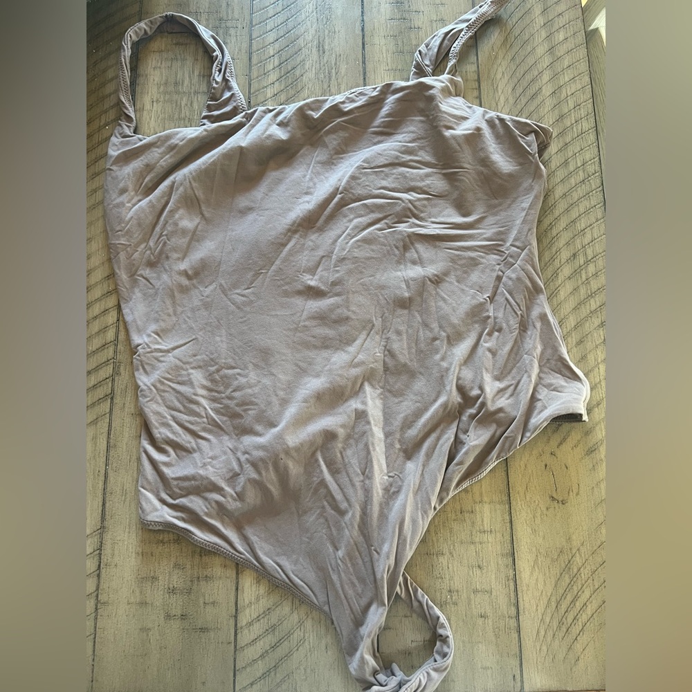 Skims Fits Everybody Body Suit